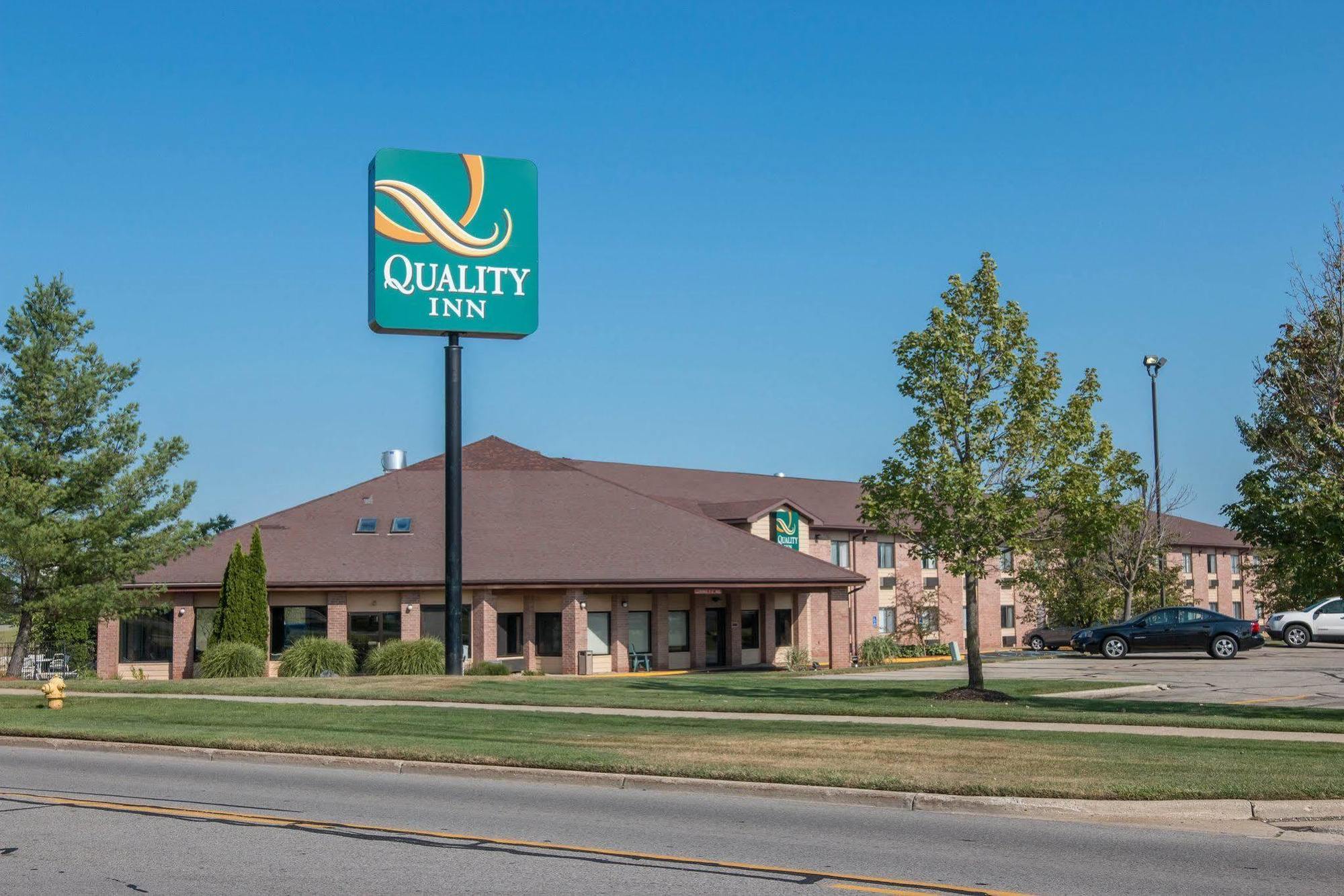 Quality Inn Hudsonville South Exterior photo